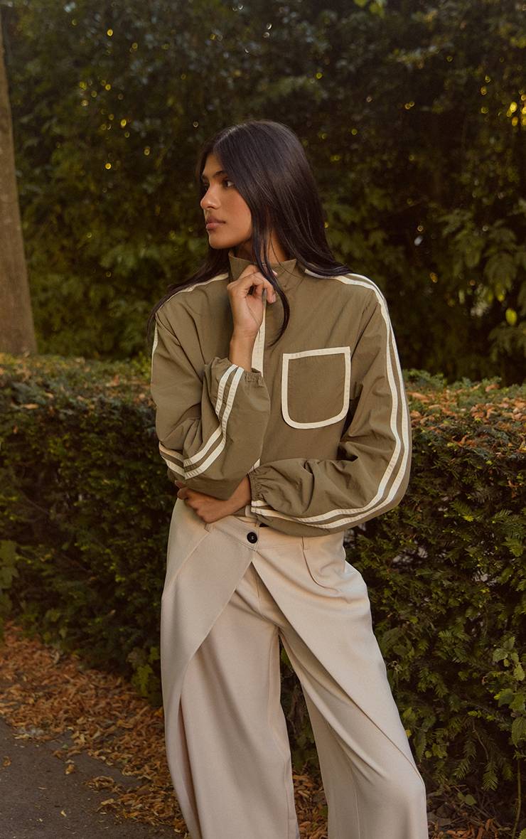 Ecru Pantalon À Jambes Tonneau Avec Détail Plissé