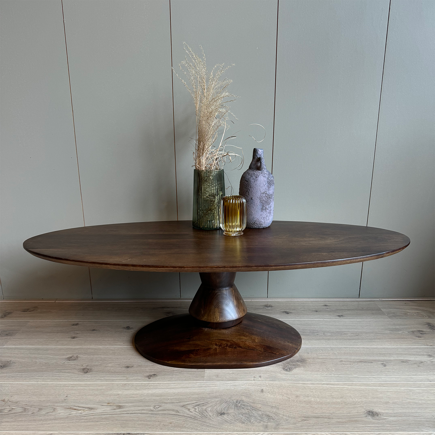 Old in wonen salontafel walnoot met houten poot