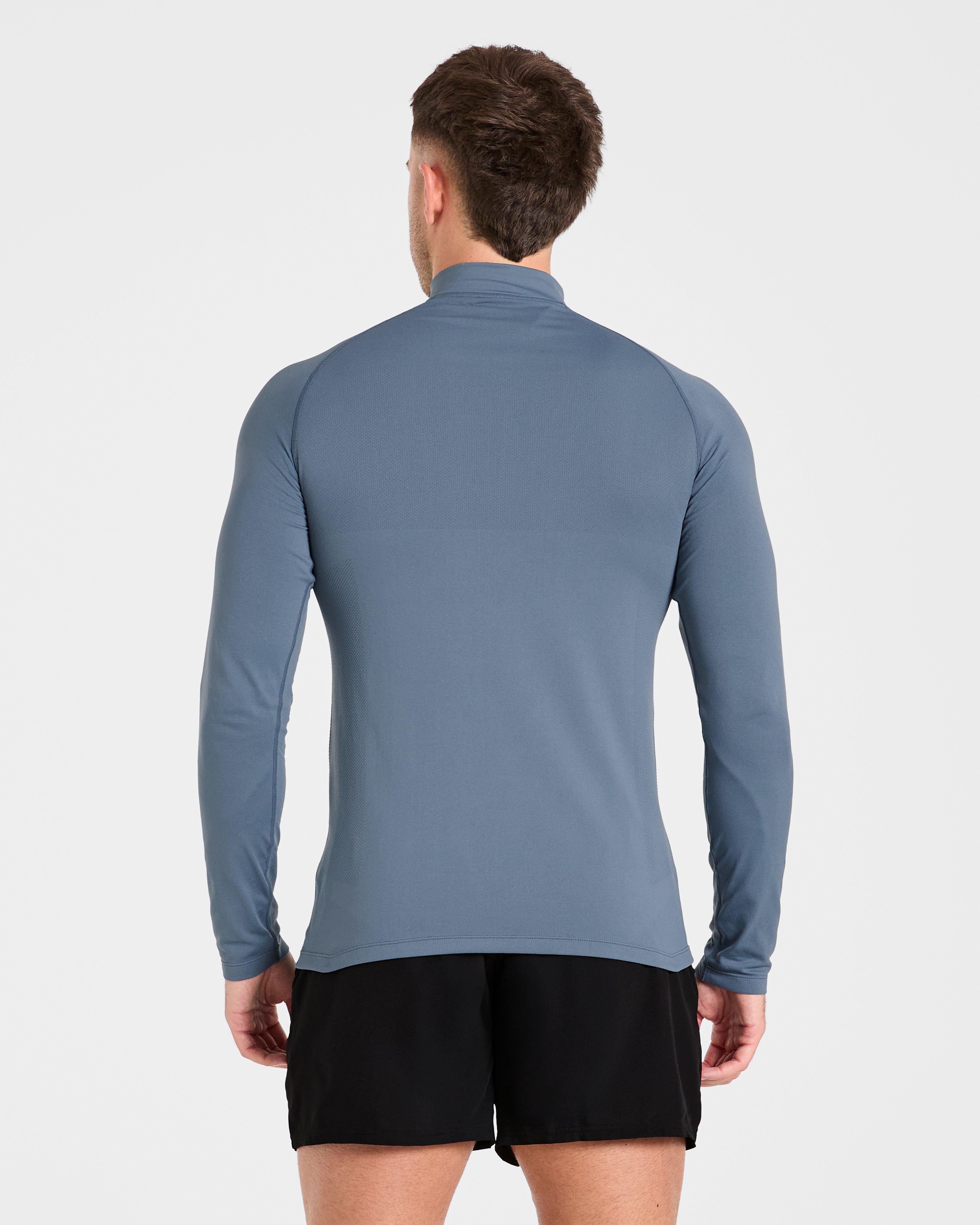 Essential Seamless 1/4 Zip Pullover