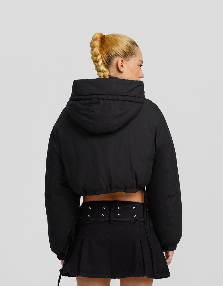 Jaqueta puffer com capuz