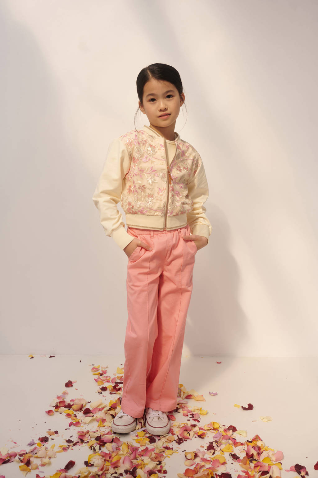 NONO jasje voor binnen roze met pailletten