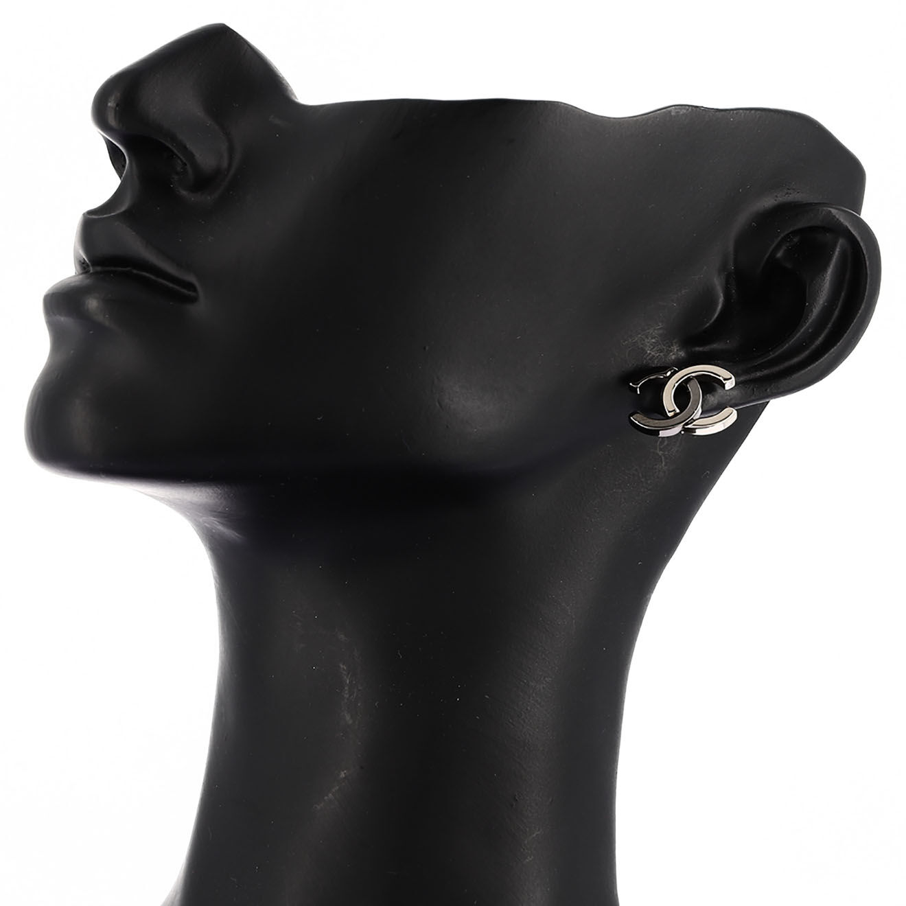 Chanel Boucles d'oreilles anthracite/doré - Neuf sans étiquette