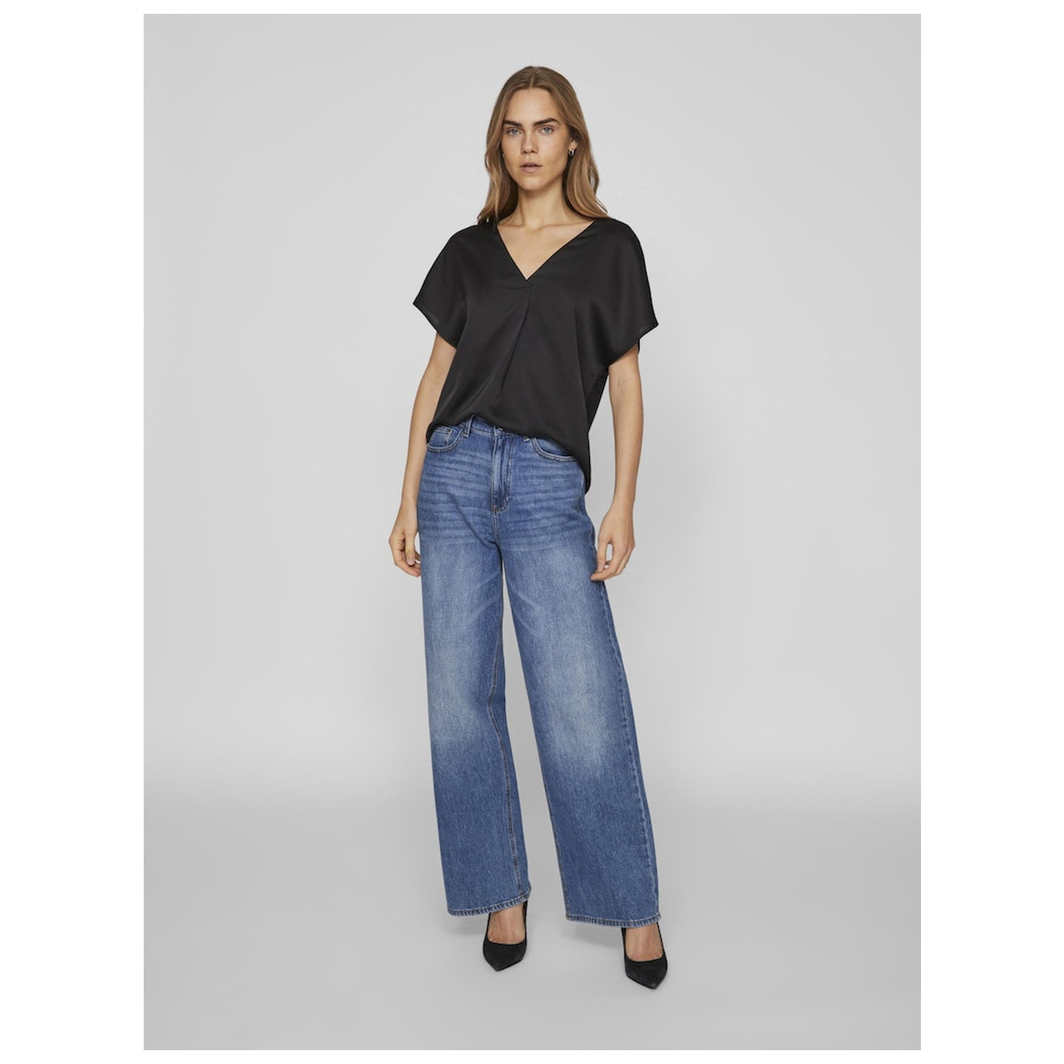 Vila VIELLETTE V-NECK S/S SATIN TOP
