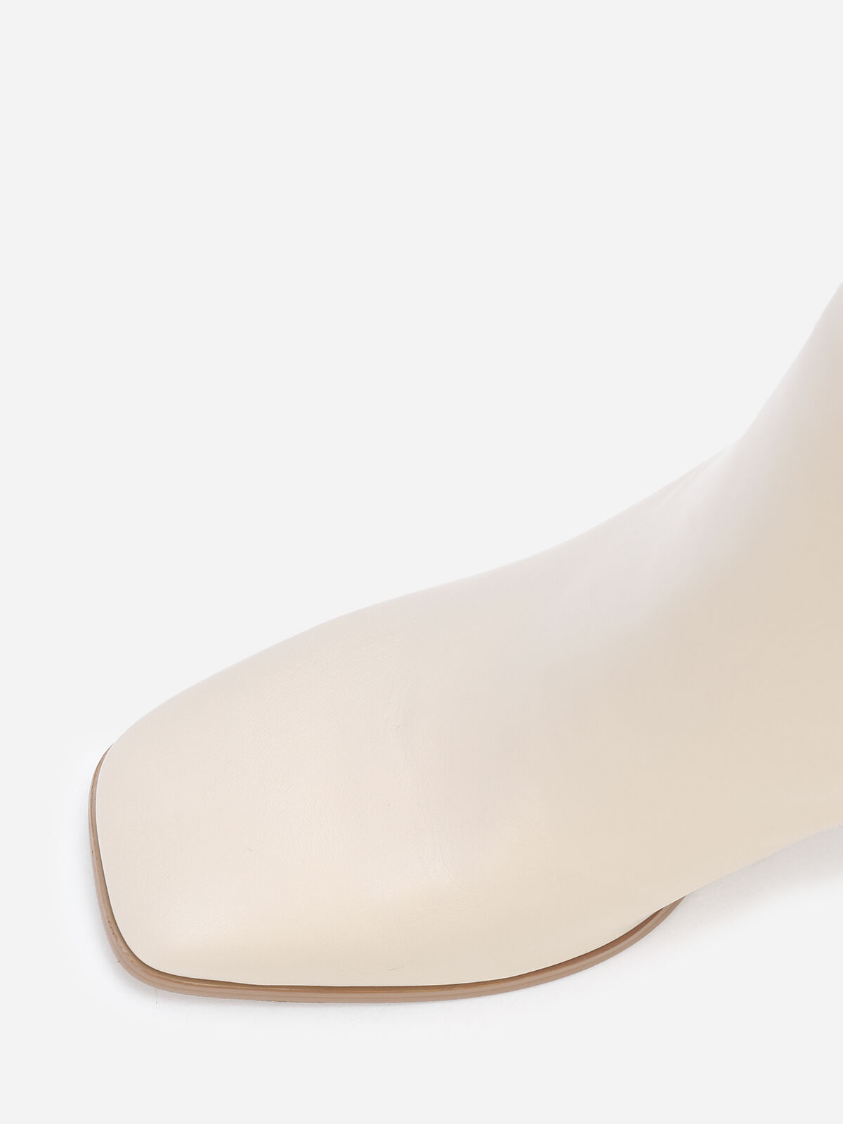 Bottines chelsea carrées à talon- Beige
