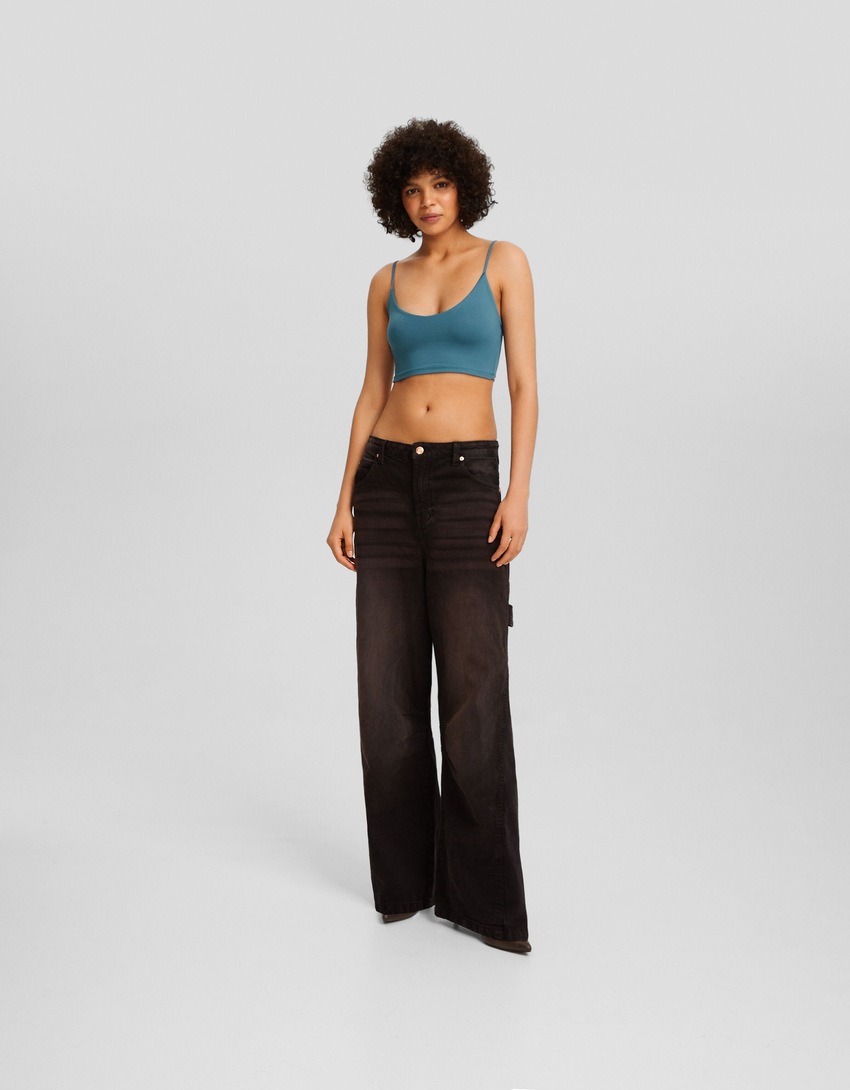 Top cropped de alças finas