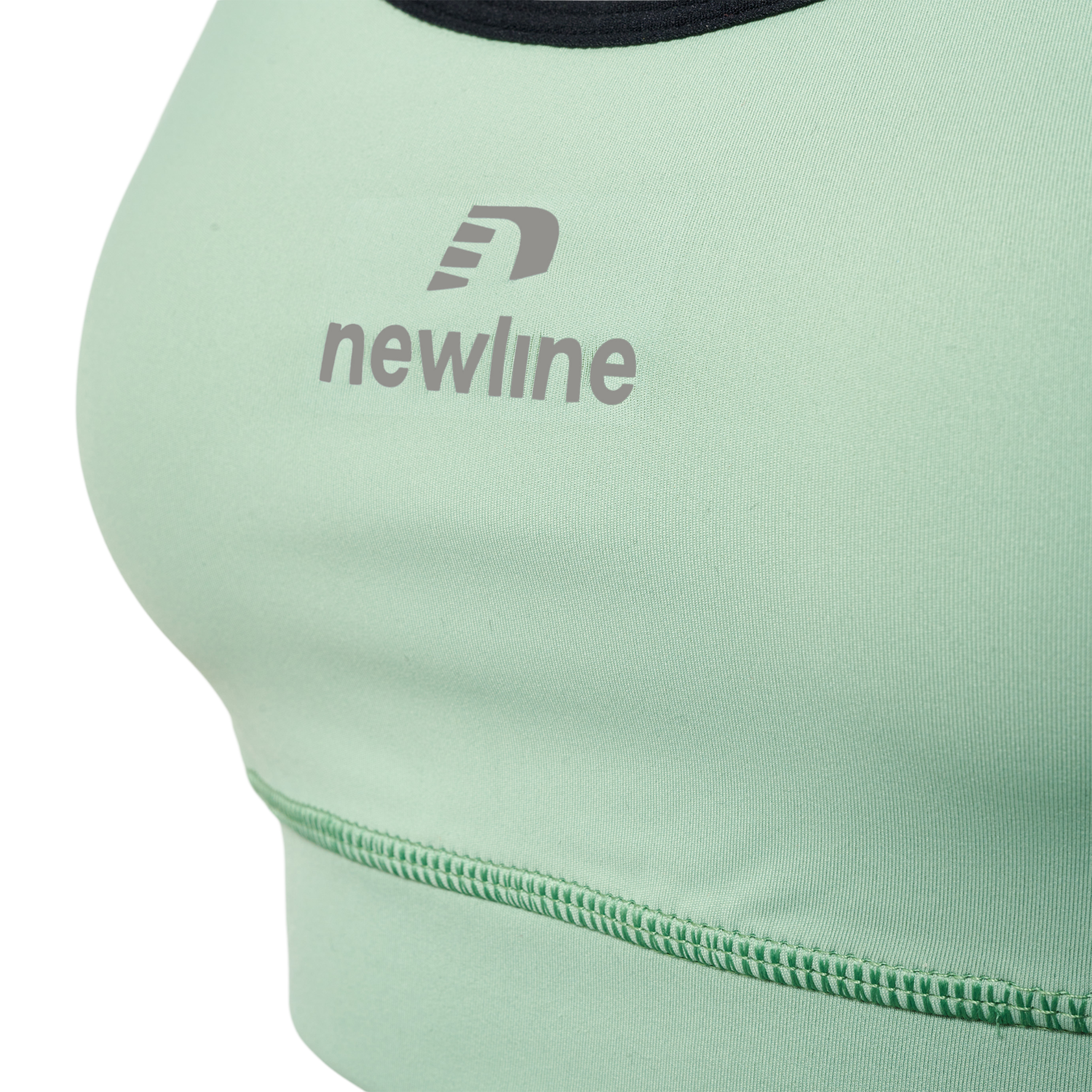 nwlAUGUSTA BRA WOMAN