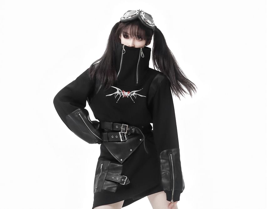 Florimi - Getailleerde sweater met coltrui, ritsaccent, gesp en fleecevoering