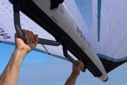 North Shiftlock J Handle - Carbon 2025