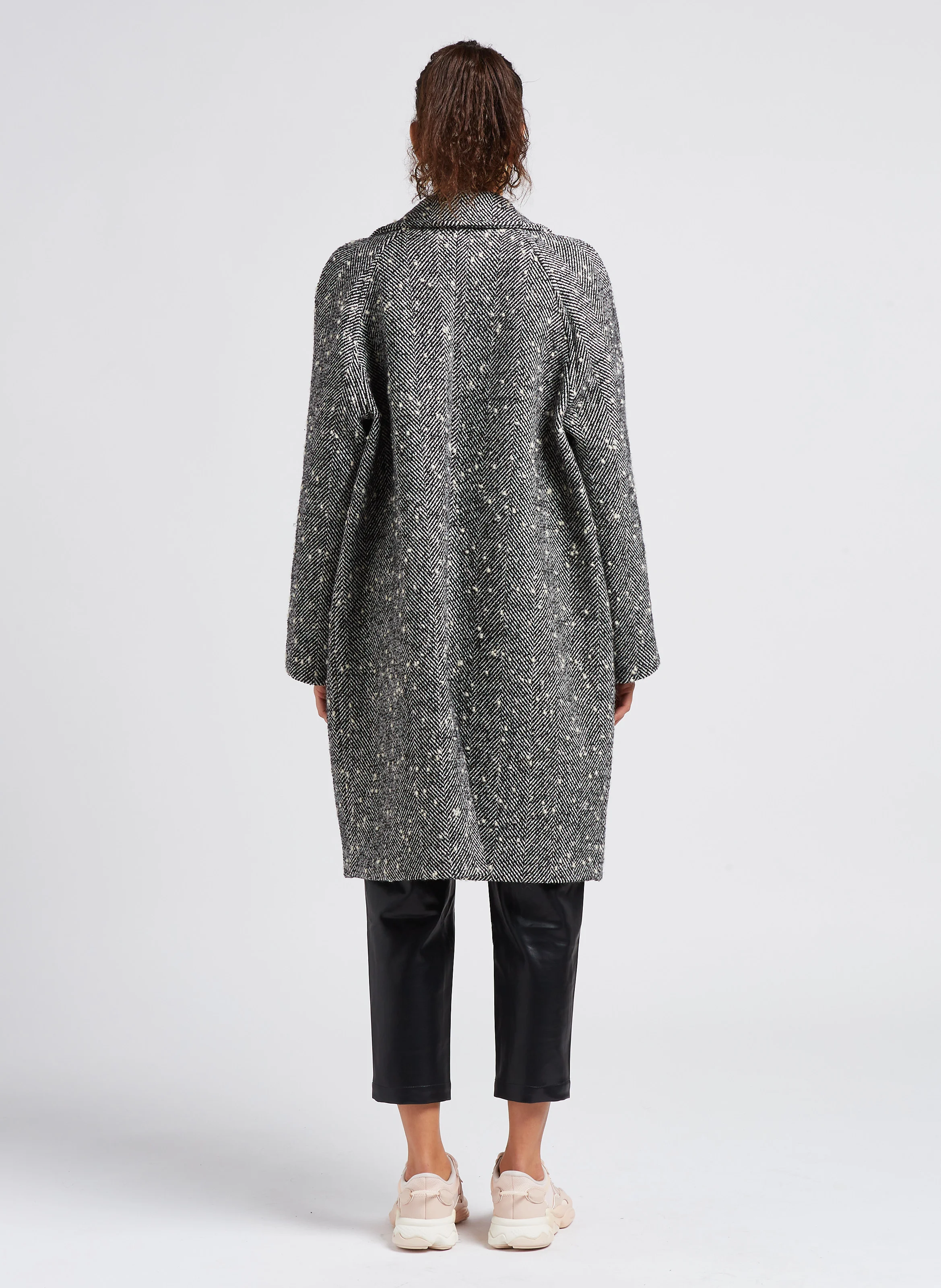 Manteau à col tailleur large imprimé chevron | Noir