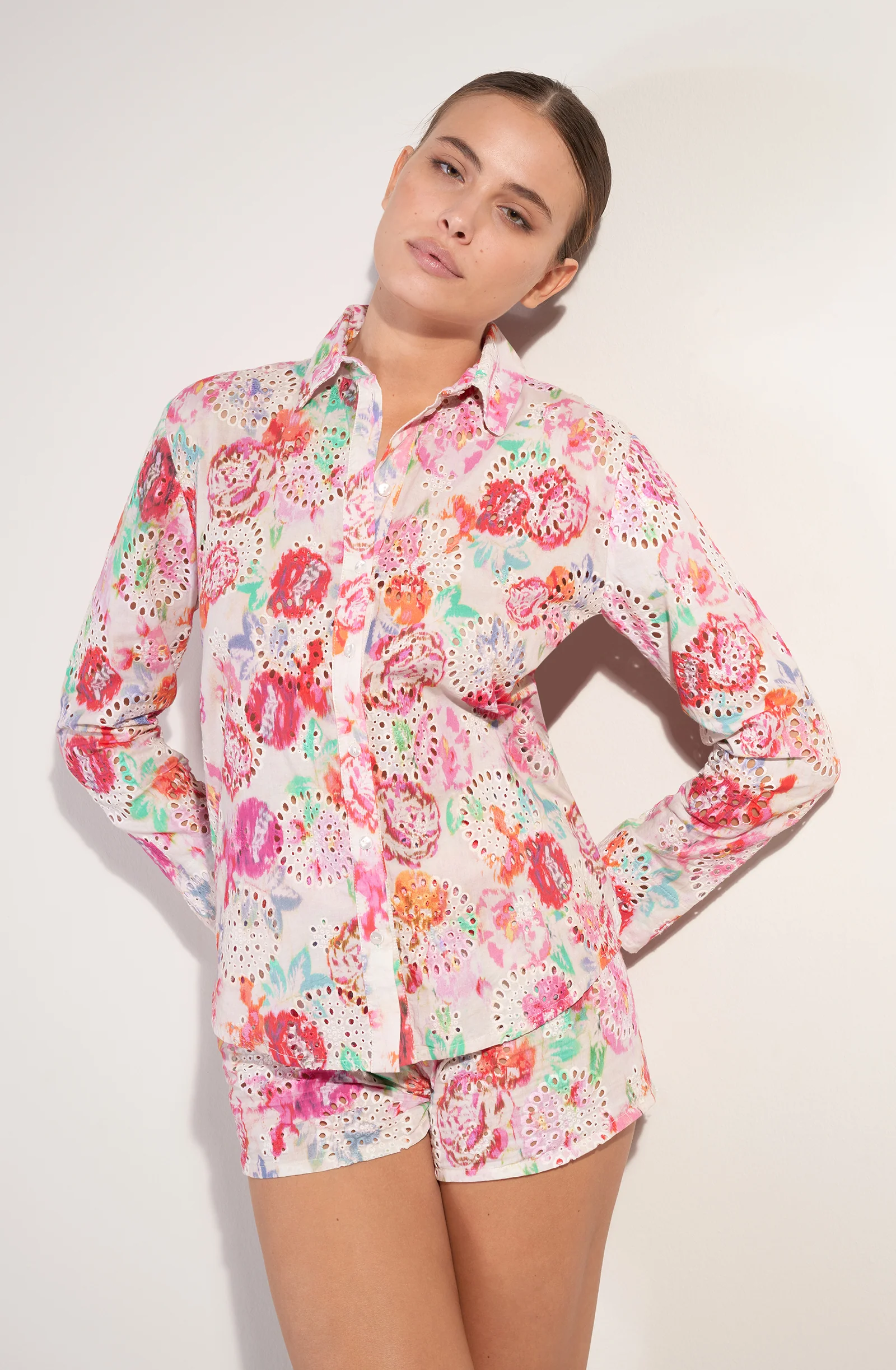 cyntia Chemise boutonnée en broderie Anglaise imprimée Garden