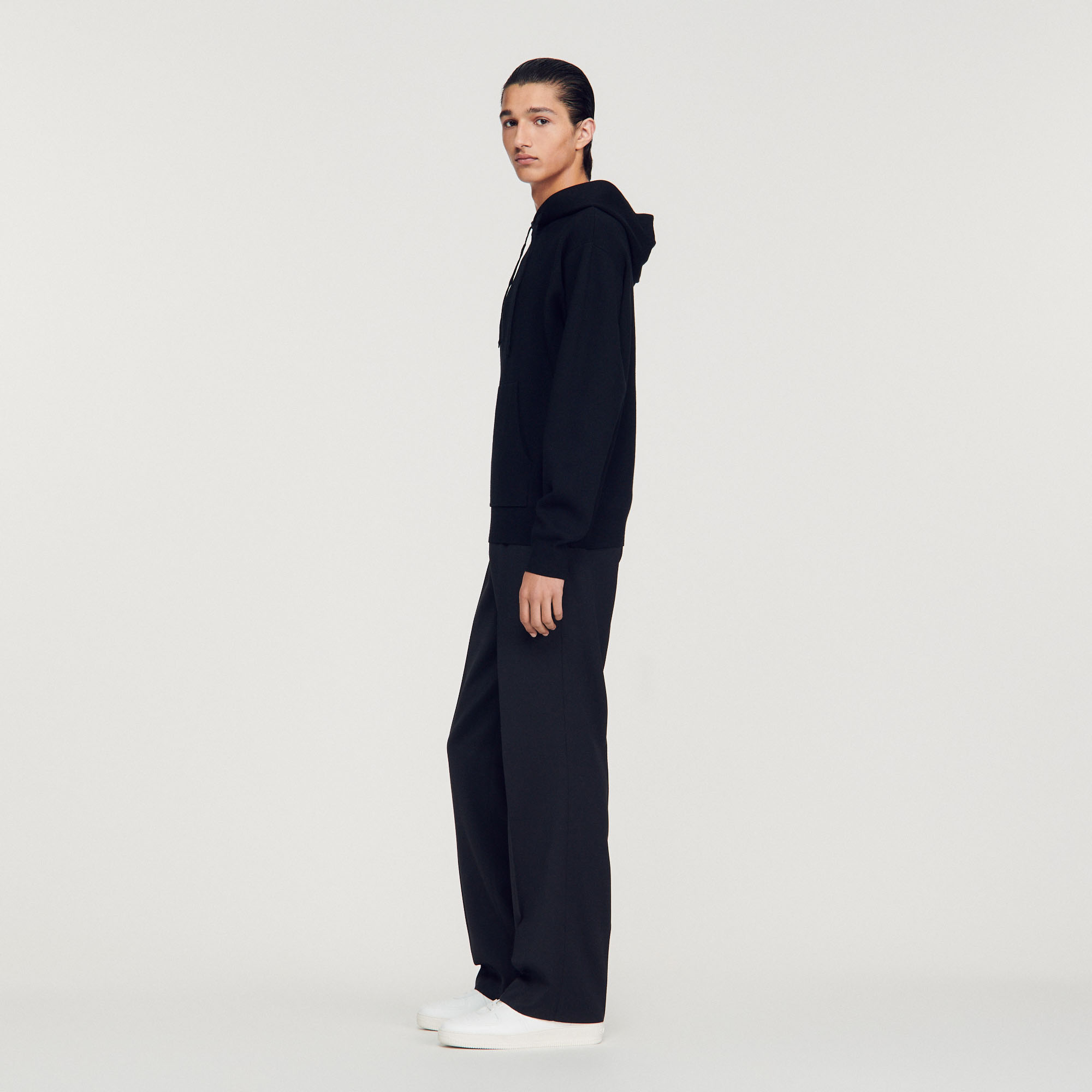 Hoodie en maille tricotee