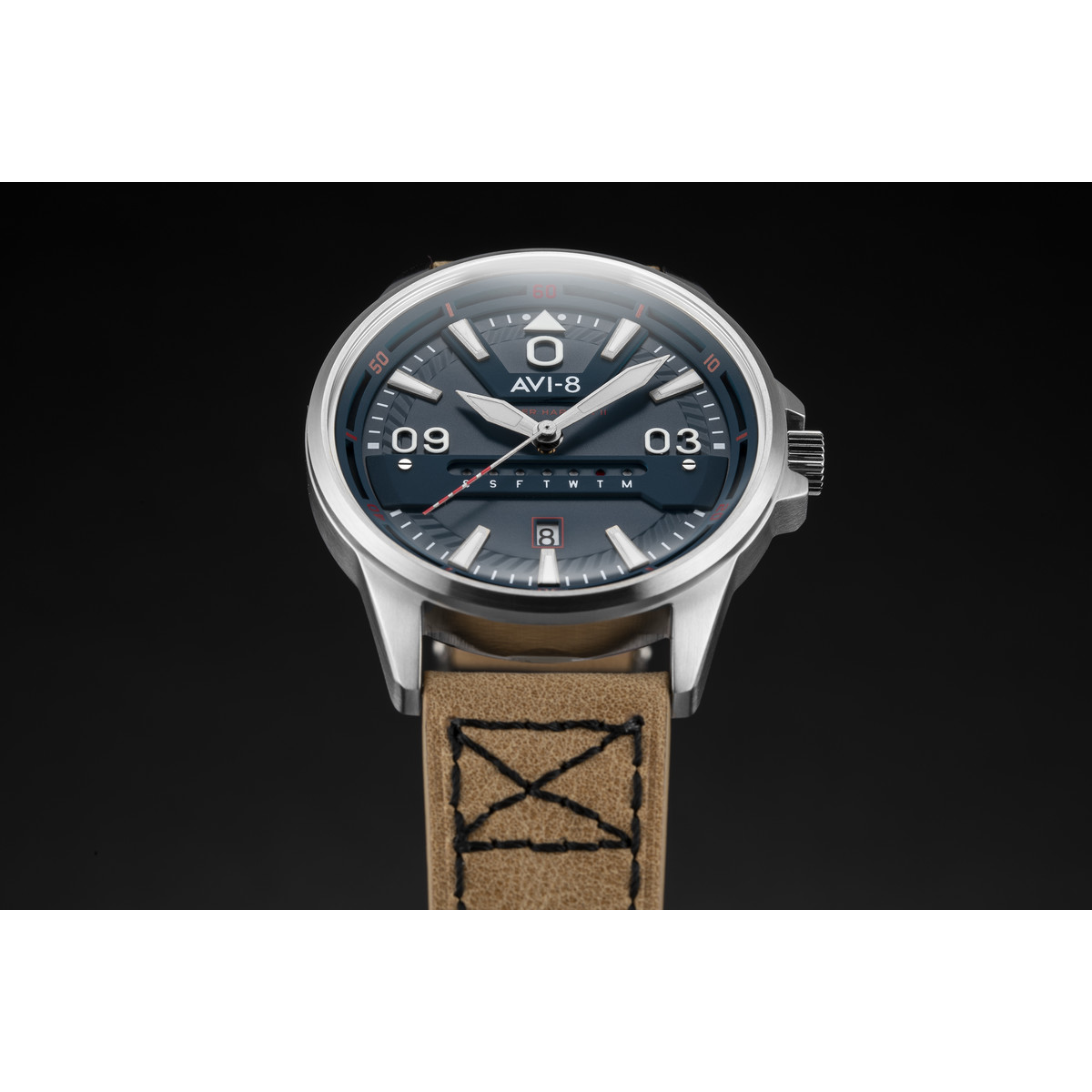 Montre AVI-8 homme acier cuir beige