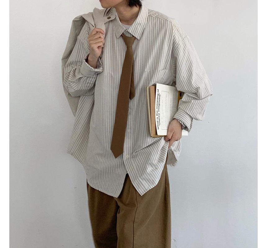 Adotuastic - Oversized overhemd met lange mouwen en strepen