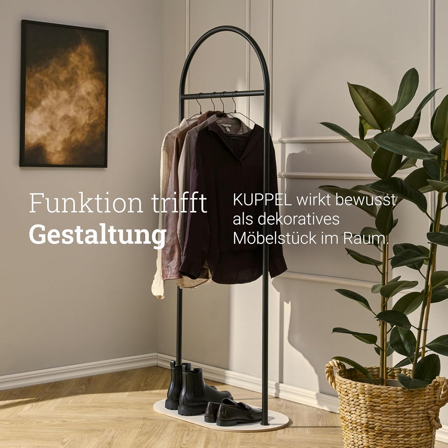 Natural Goods Berlin 1x Kleiderständer KUPPEL - Stabiler Kleiderständer Schwarz 173 x 70 cm, Sinterstein Sockel, Garderobenständer Schwarz, Metall Stabil, Jackenständer, Coat Stand