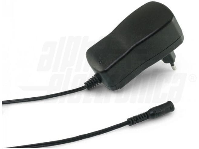 Alpha Elettronica Steckernetzteil KD2520/1 24W 9-24 V DC, 1 Schaltnetzteil mit 6 Adaptersteckern