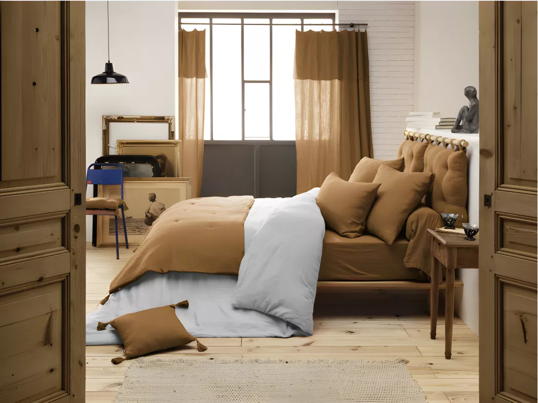 Édredon 90 x 200 cm en gaze de coton camel avec 4 pompons - PEPA
