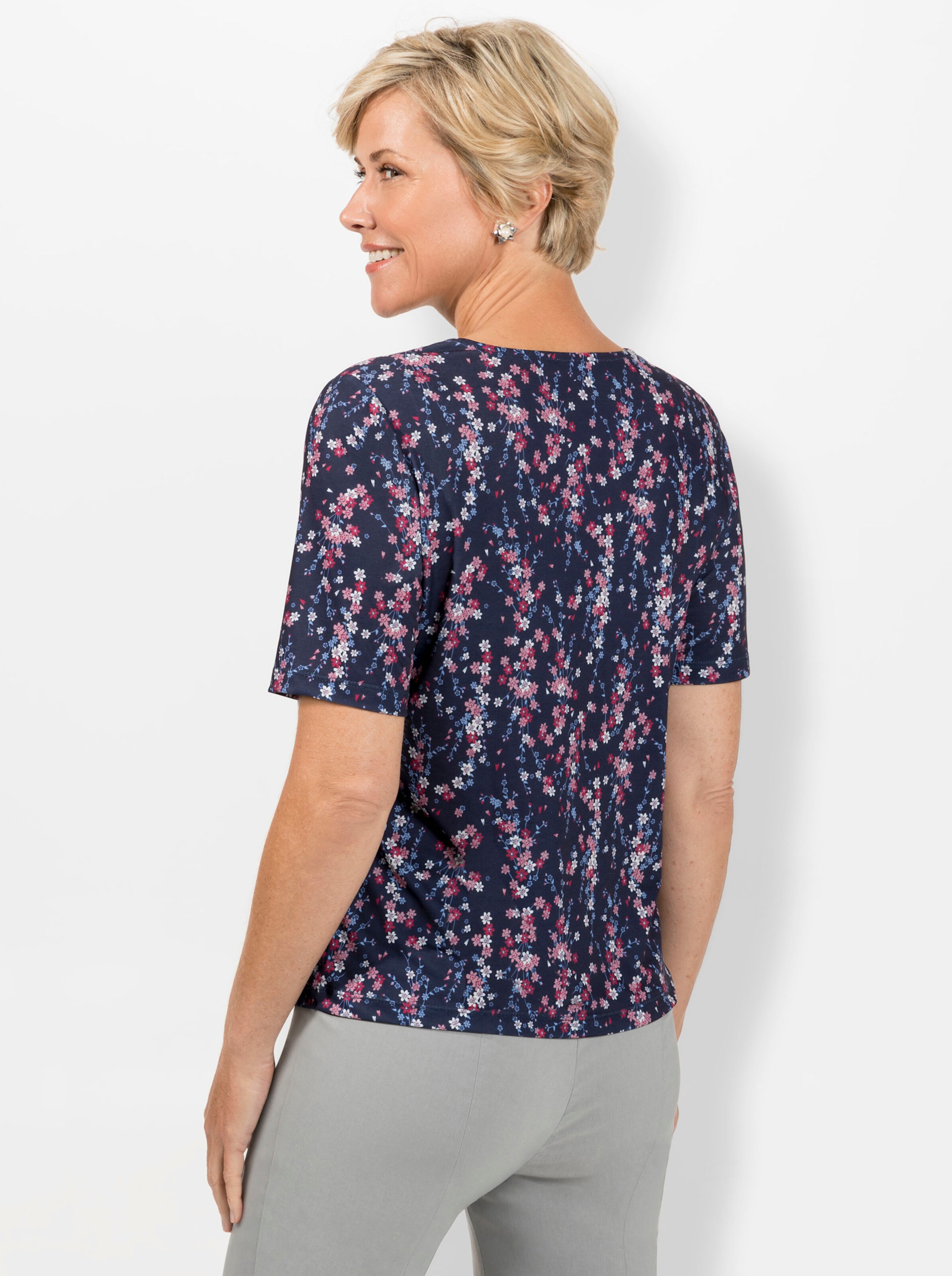 Shirt in nachtblau-hortensie-bedruckt