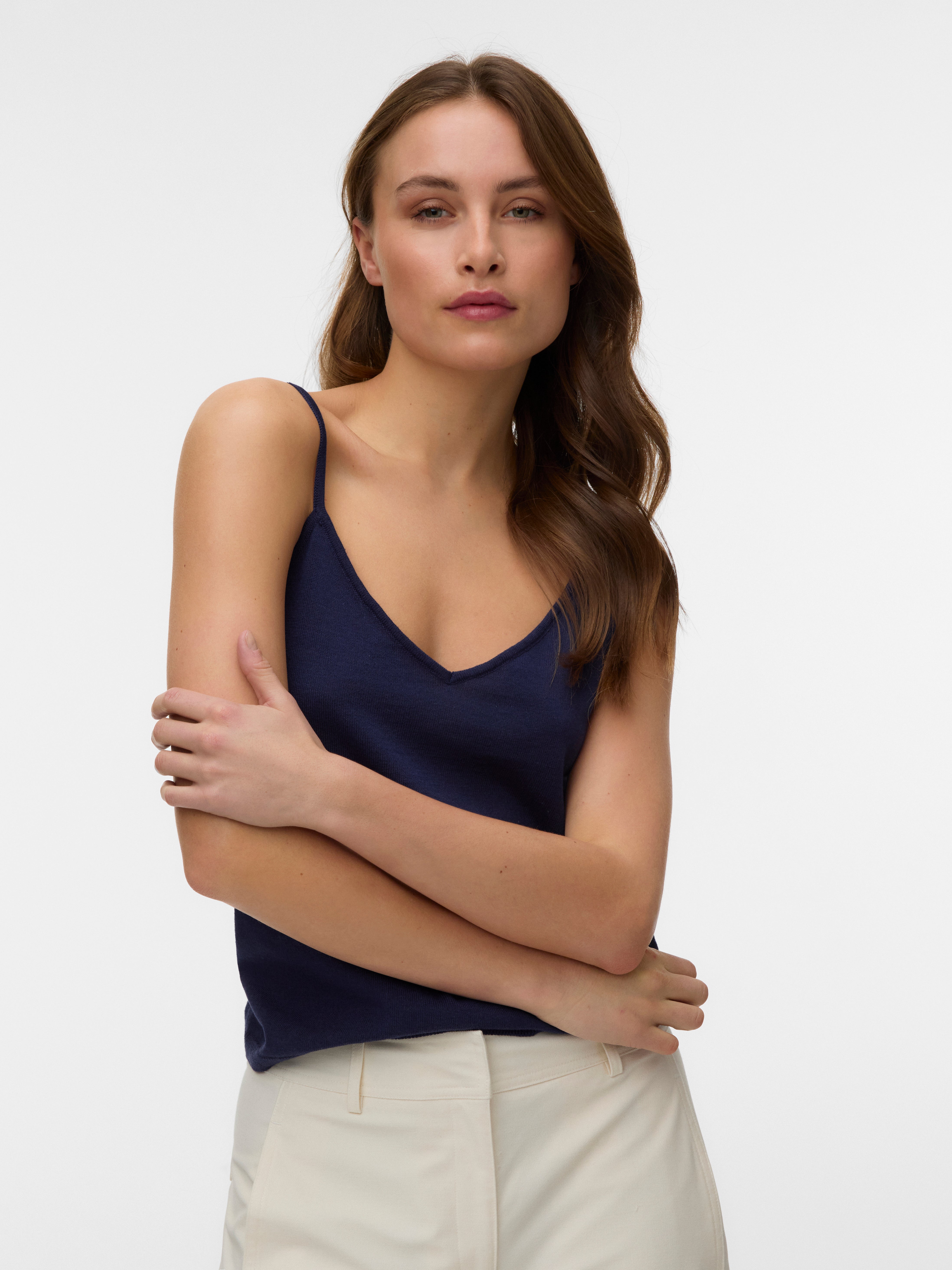 AWARIA Top