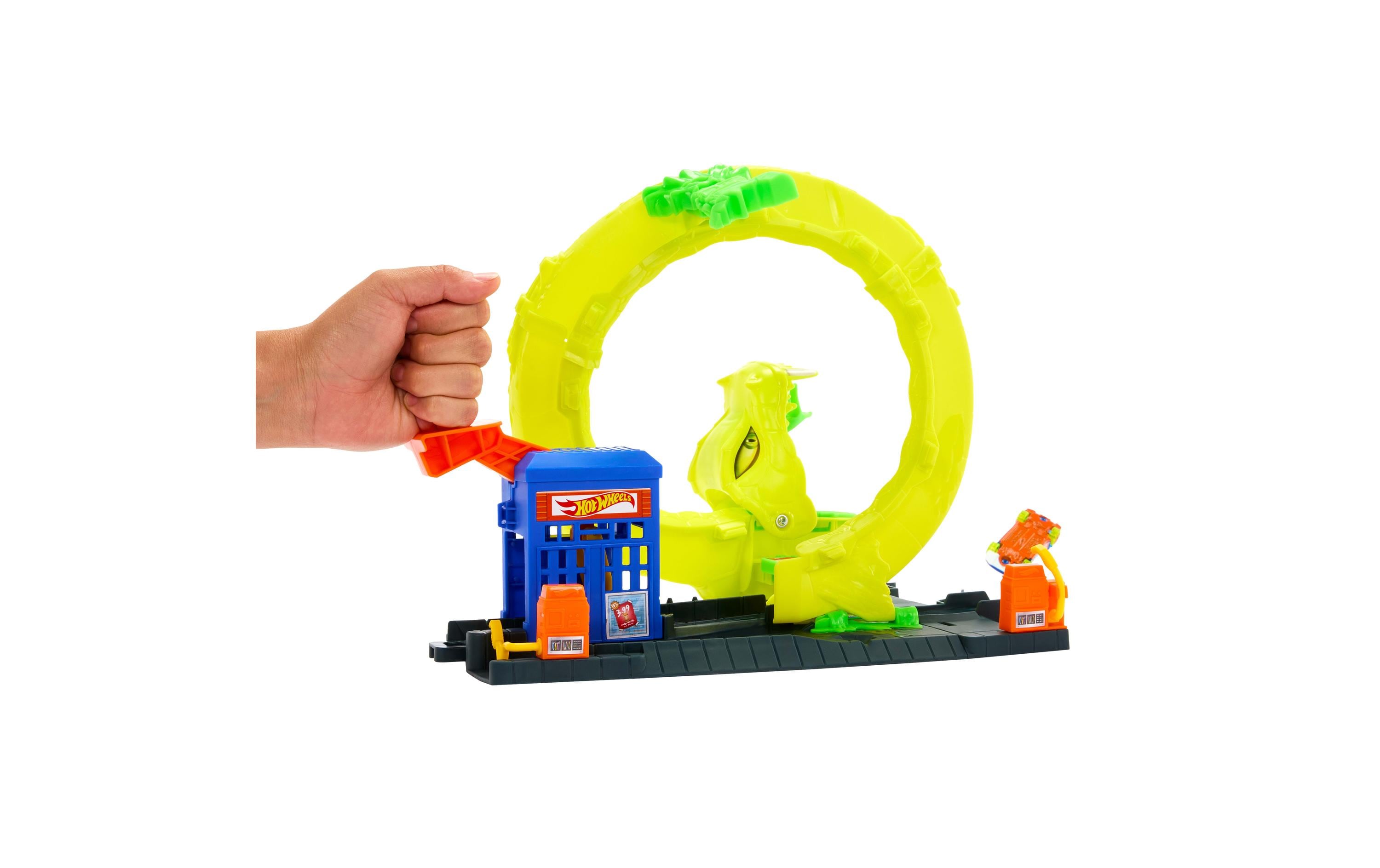 City Snake Gas StationFahrzeuge im Massstab 1:64