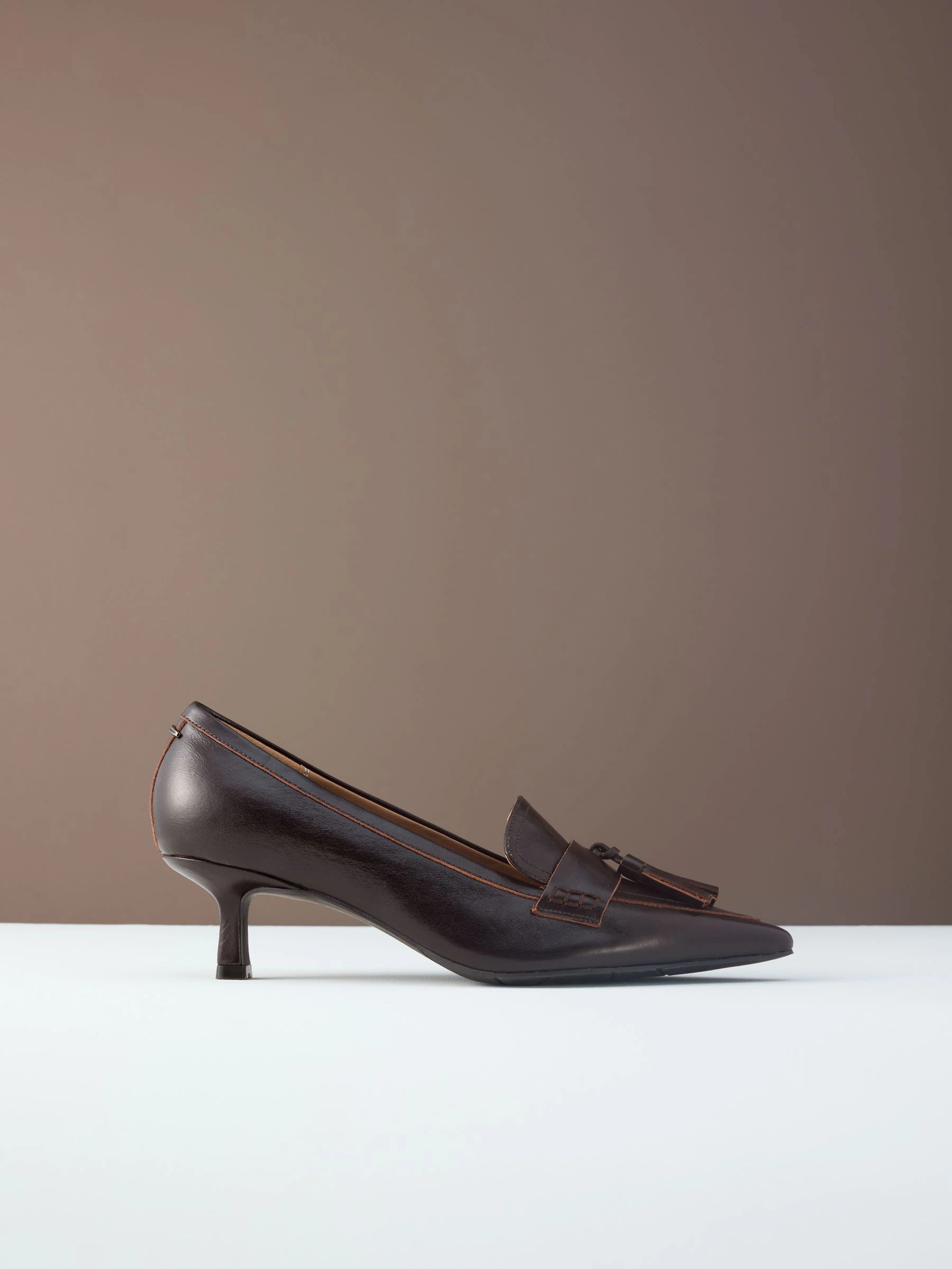 Chocoladebruin - Premium Leather With Motionflex Point Toe Tassel Heels Loafers