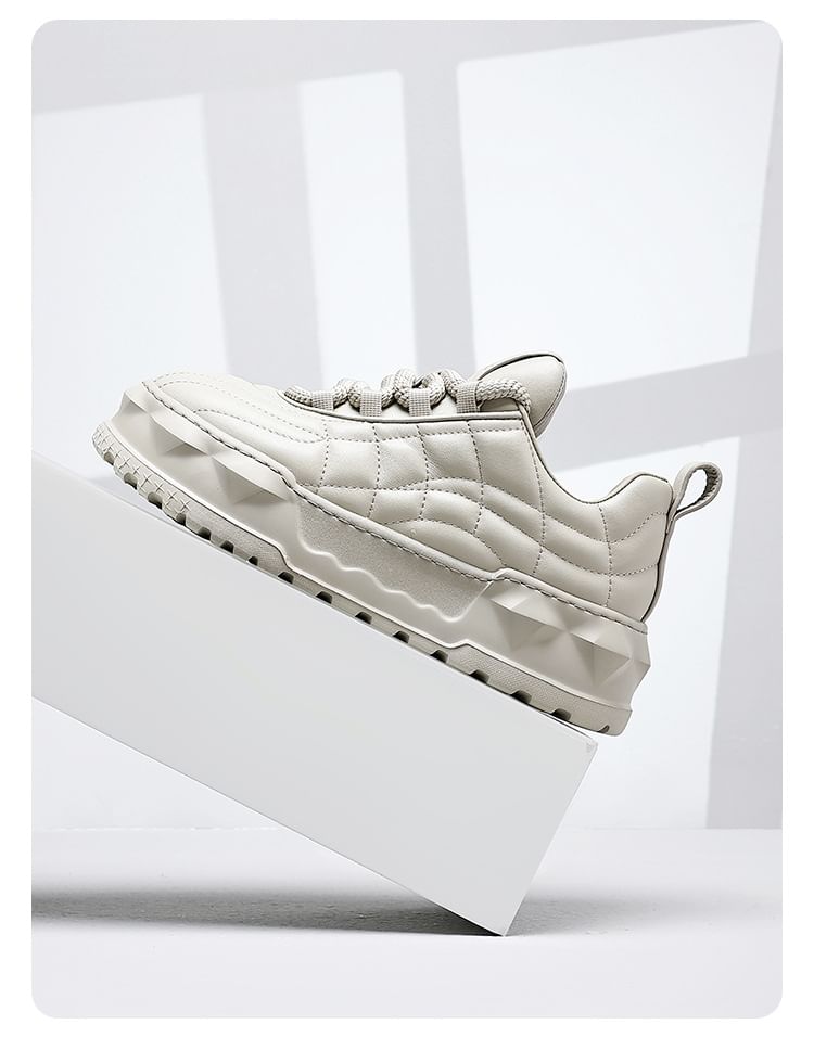 VEAZ - Effen platform sneakers