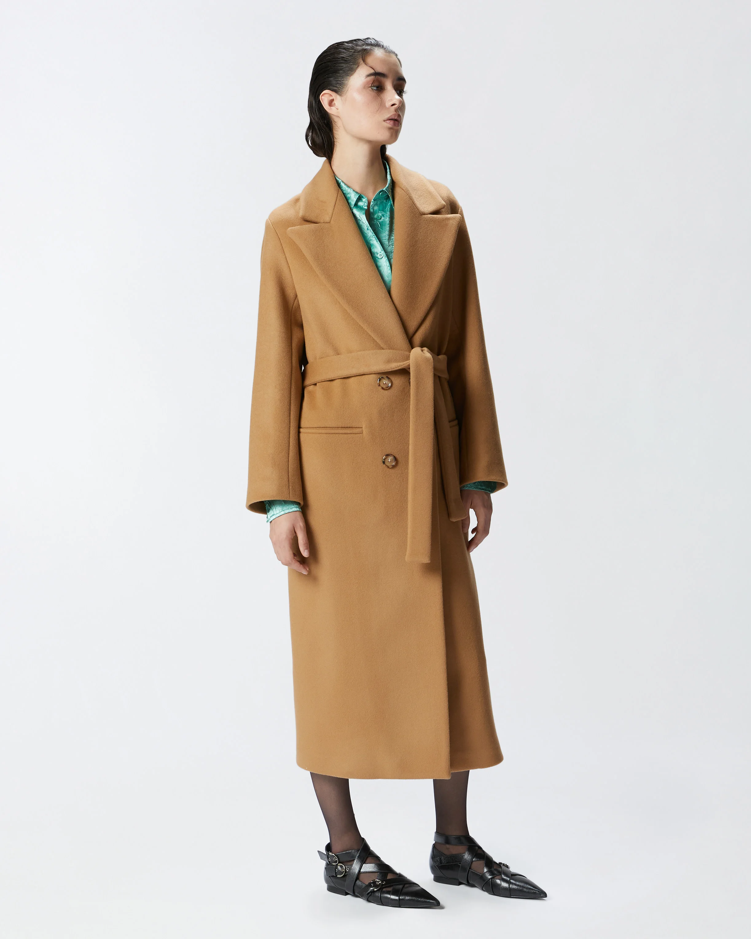 Manteau long croisé avec ceinture assortie | Beige
