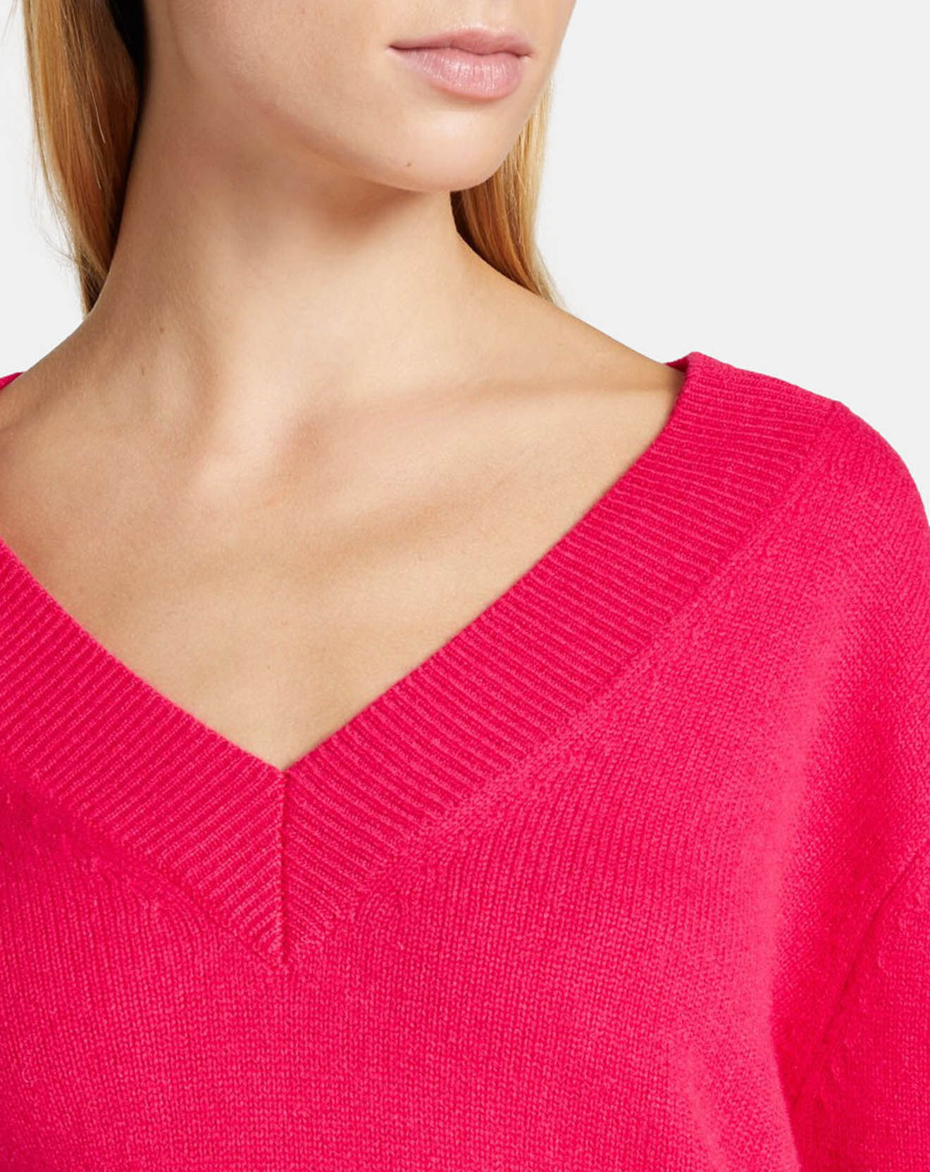Galeries Lafayette Pull 100% Cachemire Zoé col V profond rose
