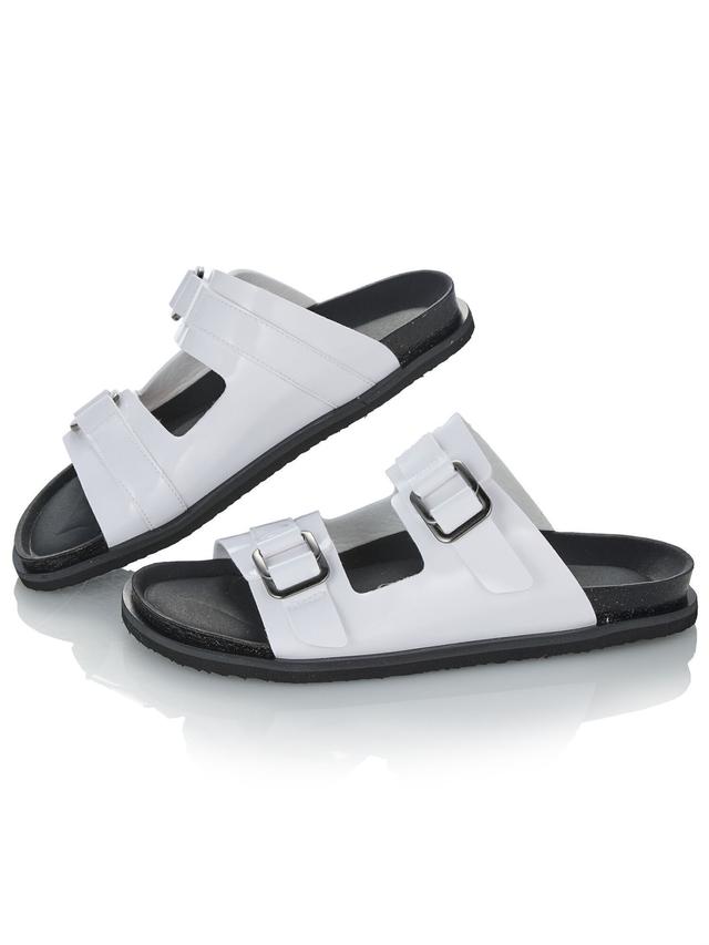 Pantolette in Lack-Optik