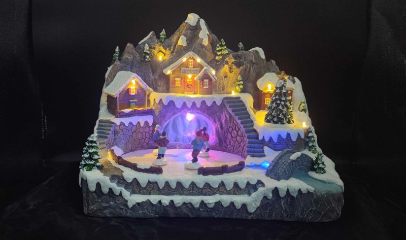 Fééric Lights and Christmas - Verlicht Kerstdorp - Bevroren Vijver - Met Animatie en Muziek