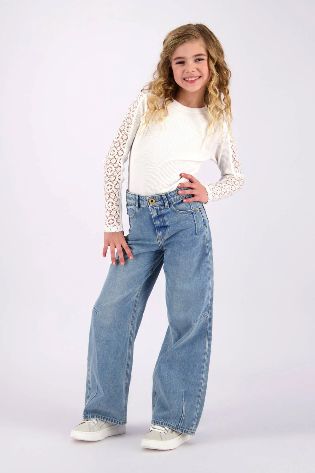 Vingino loose regular waist jeans light blue denim