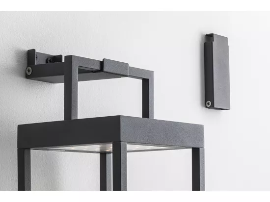 Bientôt lanterne solaire LED anthracite 2,2w IP54 h. 52,5 cm