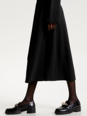 Vestido midi folgado com cintura marcada em jérsei