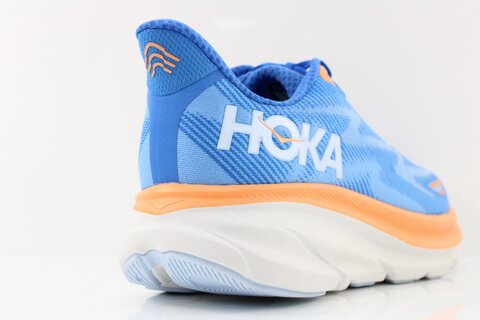 HOKA Clifton 9
