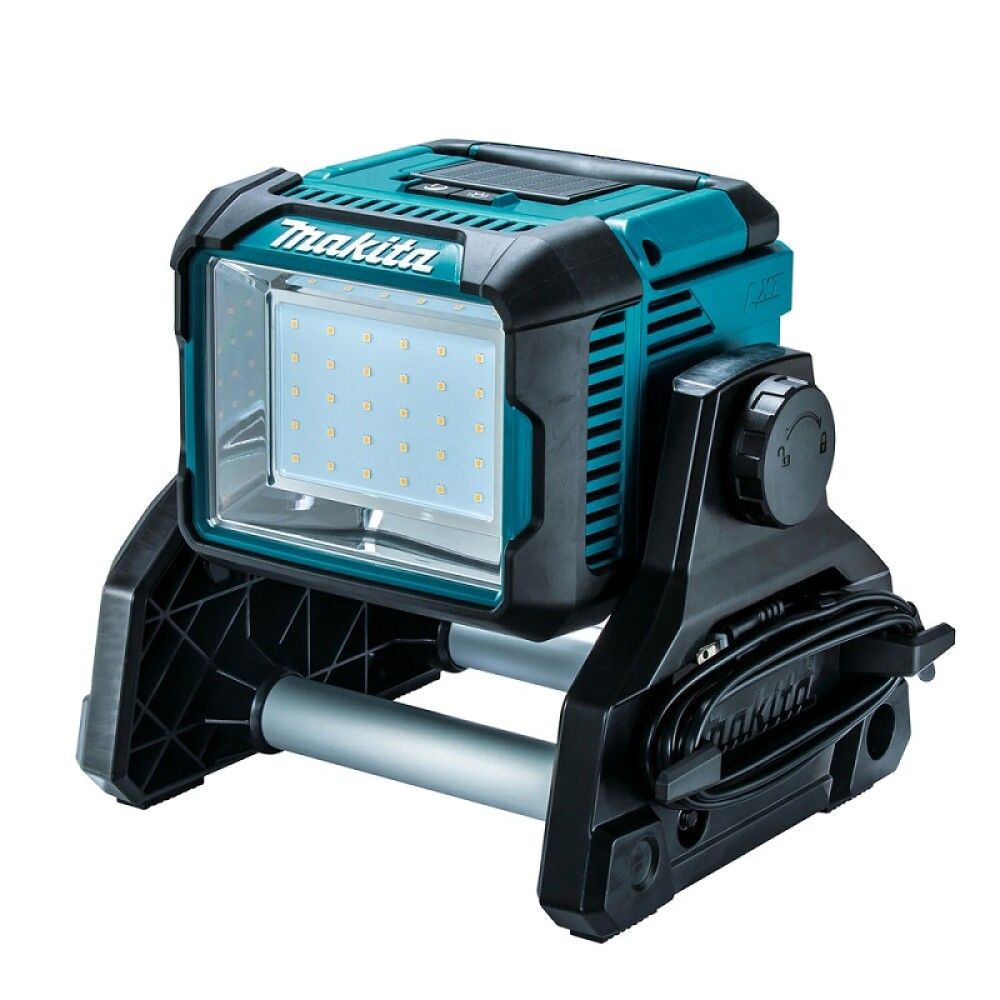ARBEIDSLAMPE MAKITA LED 3000LM 18V UTEN BATTERI