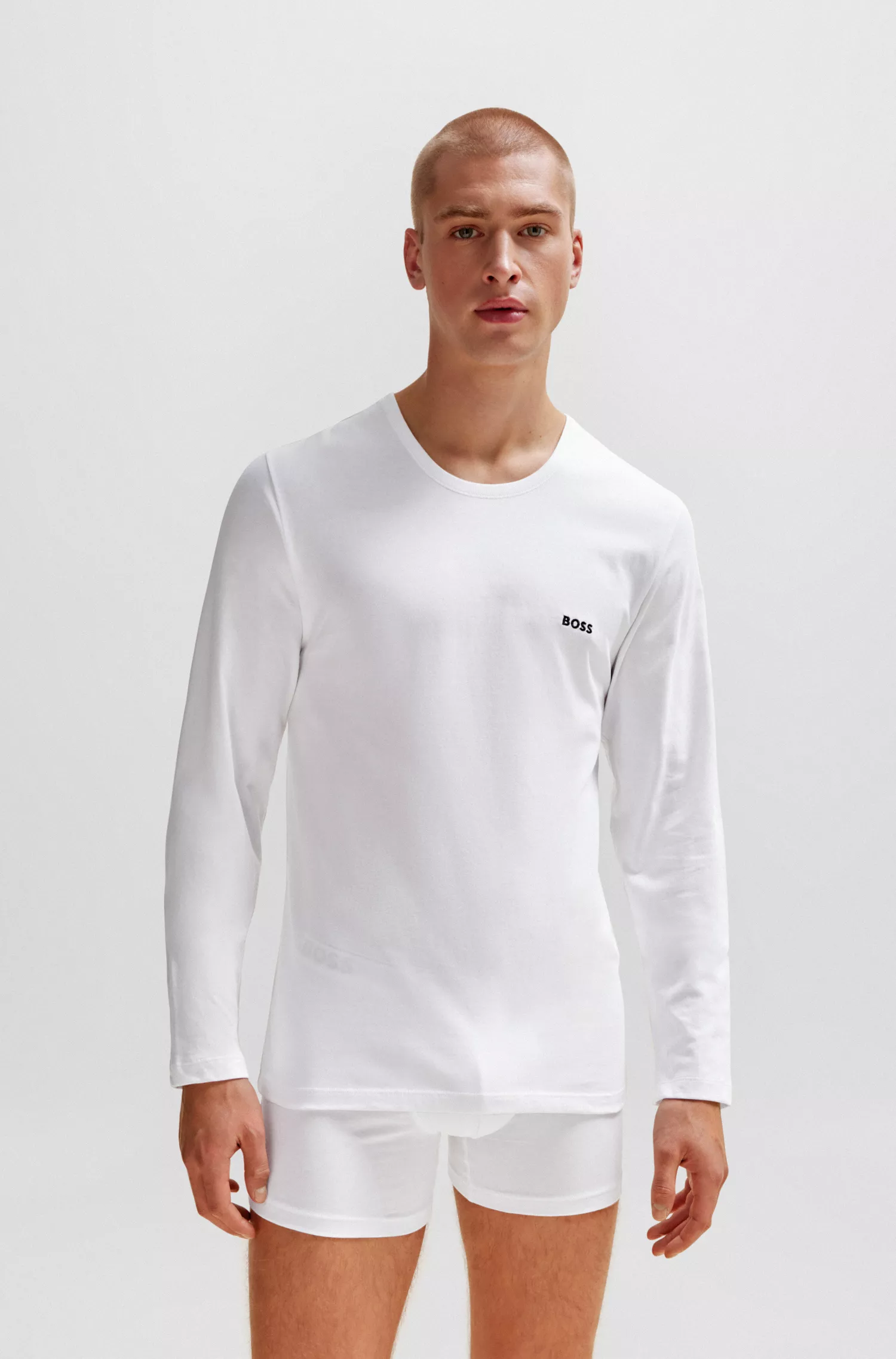 BOSS Black - Pacote com três camisetas de algodão com logotipos.