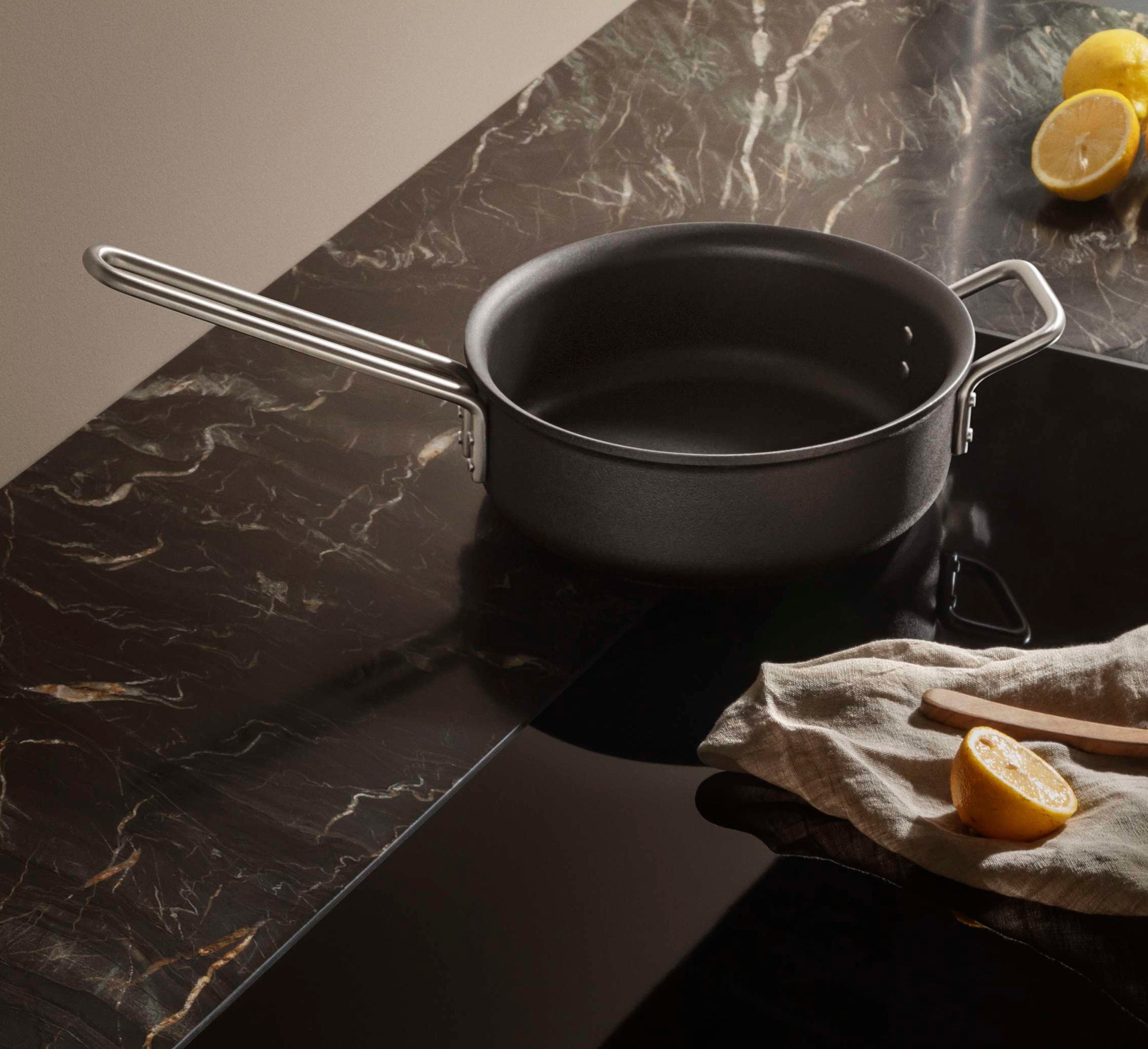 Eva Trio  Ø24 cm - Professional Keramisk sauterpande