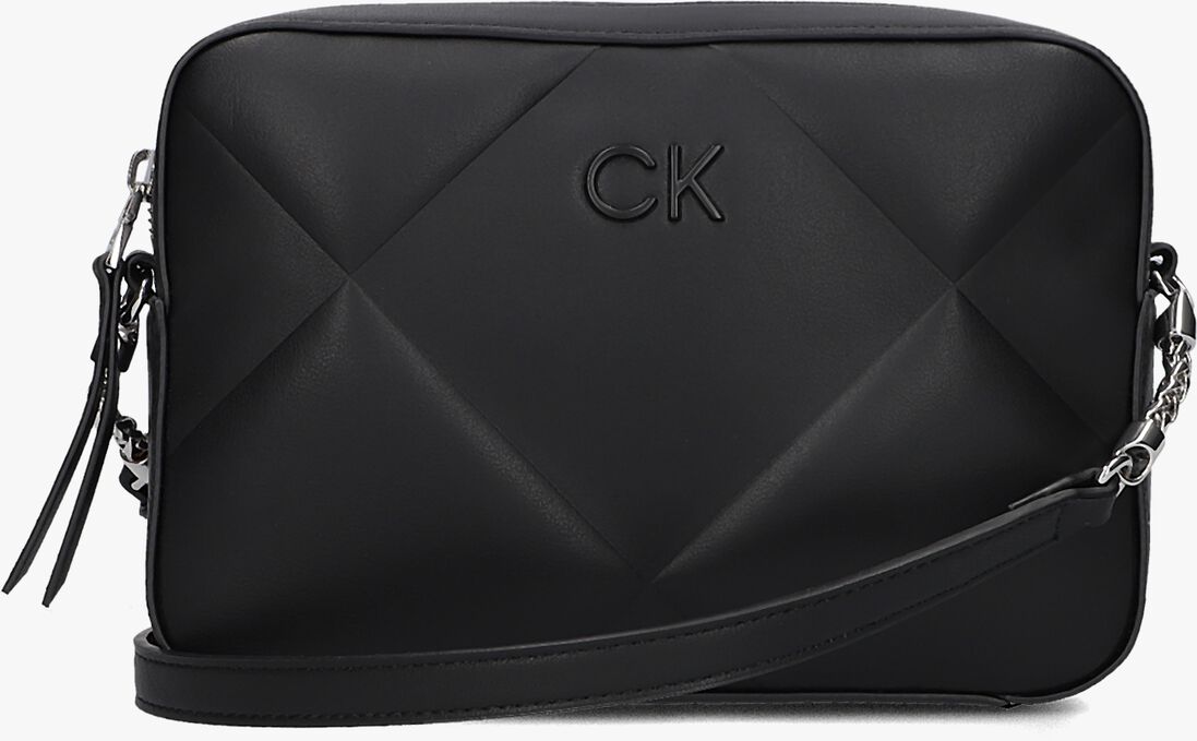CALVIN KLEIN zwarte calvin klein schoudertas quilt camera bag 1