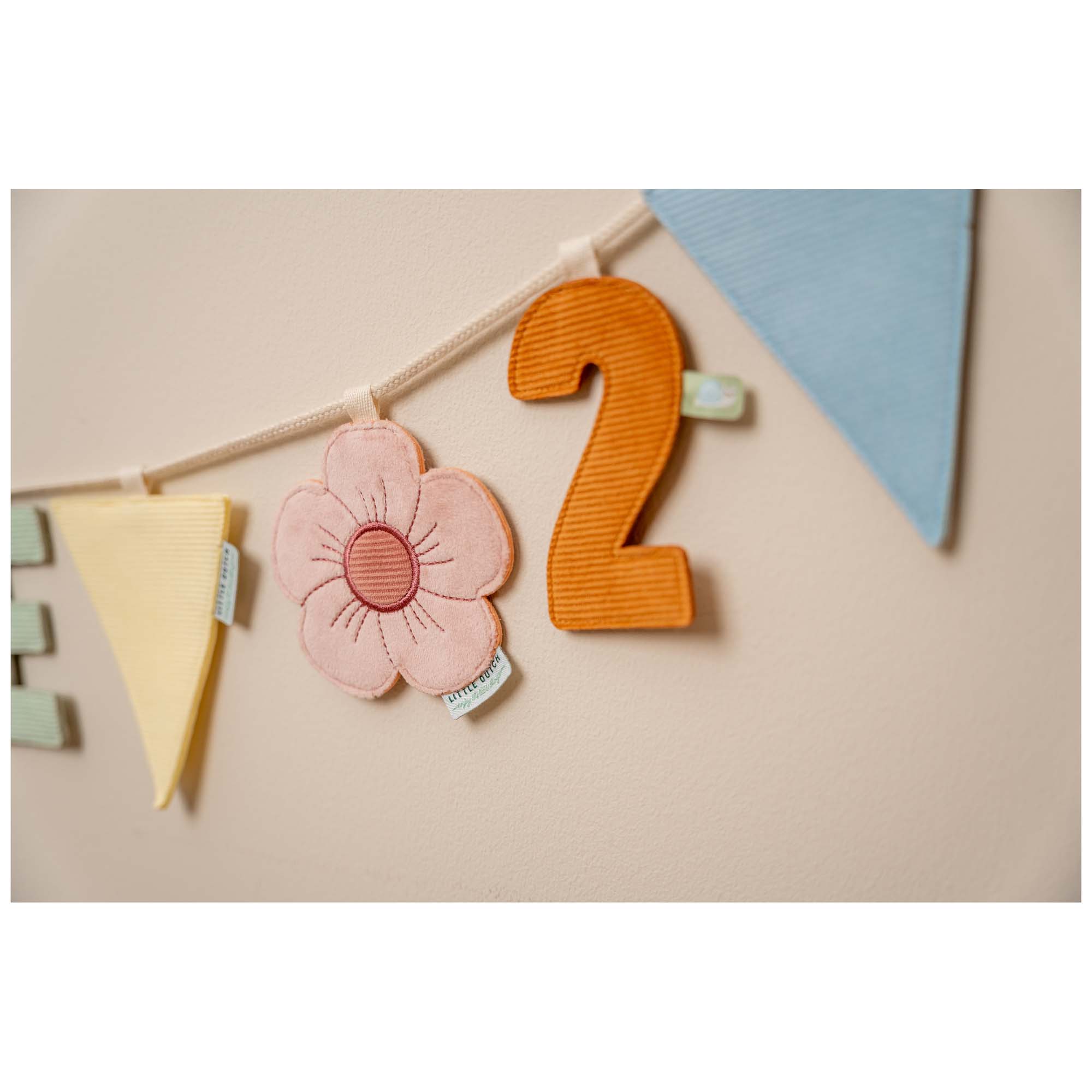 Little Dutch letterslinger S roze kopen? - Shop online - Prénatal