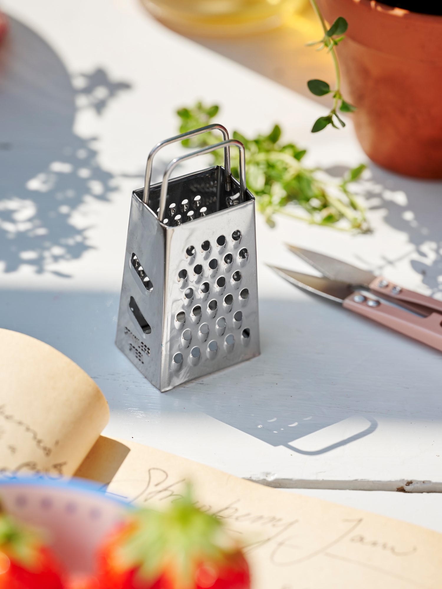 Mini rivejern | Rustfrit stål. 3,5 x 2,8 x 8 cm. | Silver