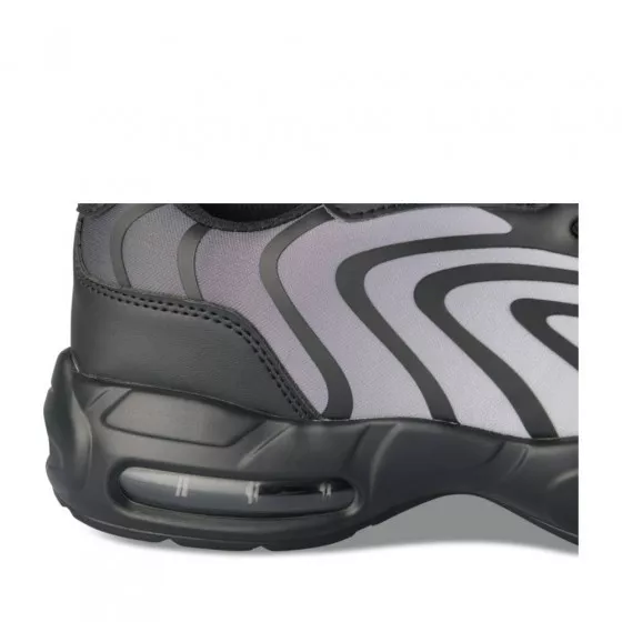 Baskets NOIR UNYK