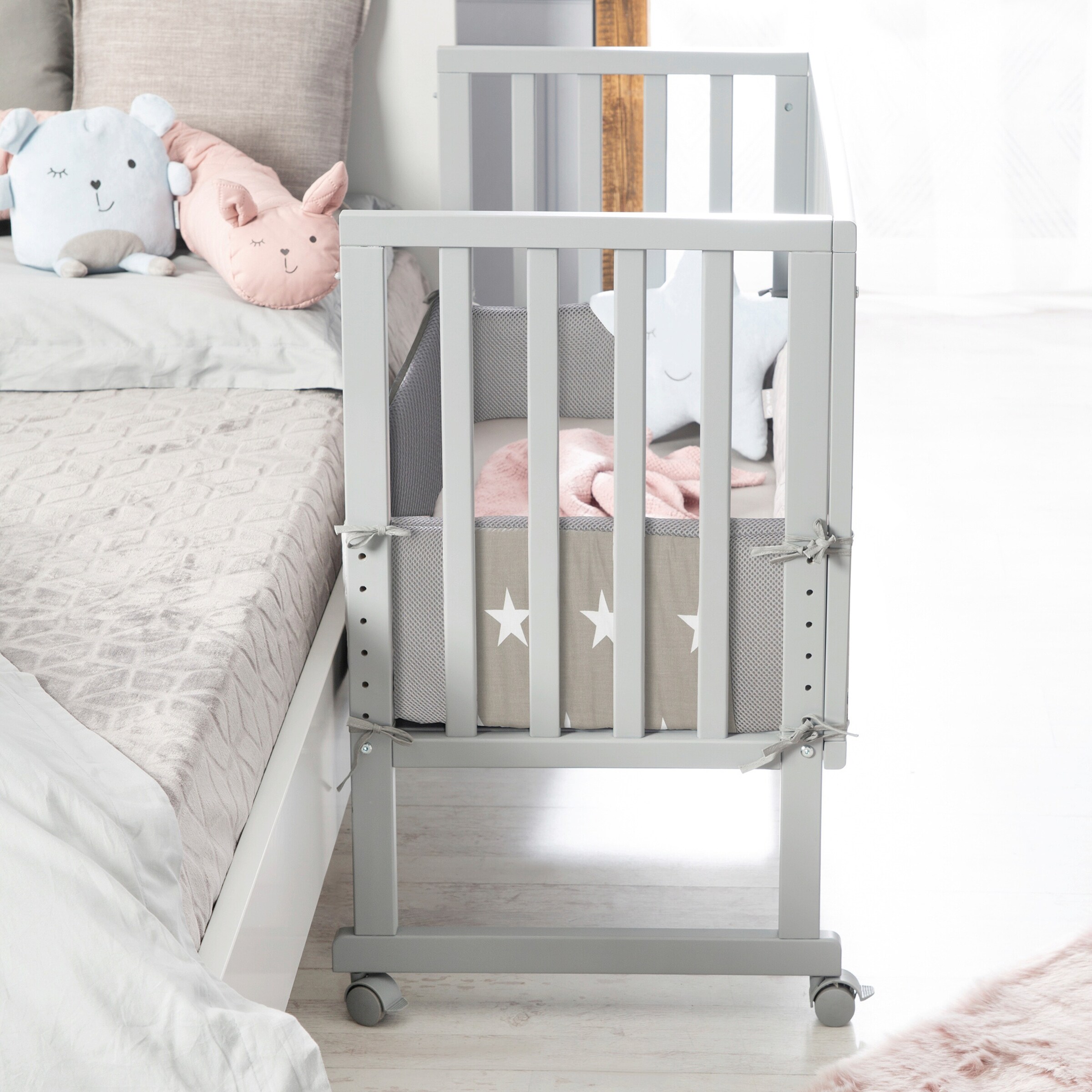 roba Stuben- & Beistellbett 3in1 mit Barriere  Little Stars safe asleep®