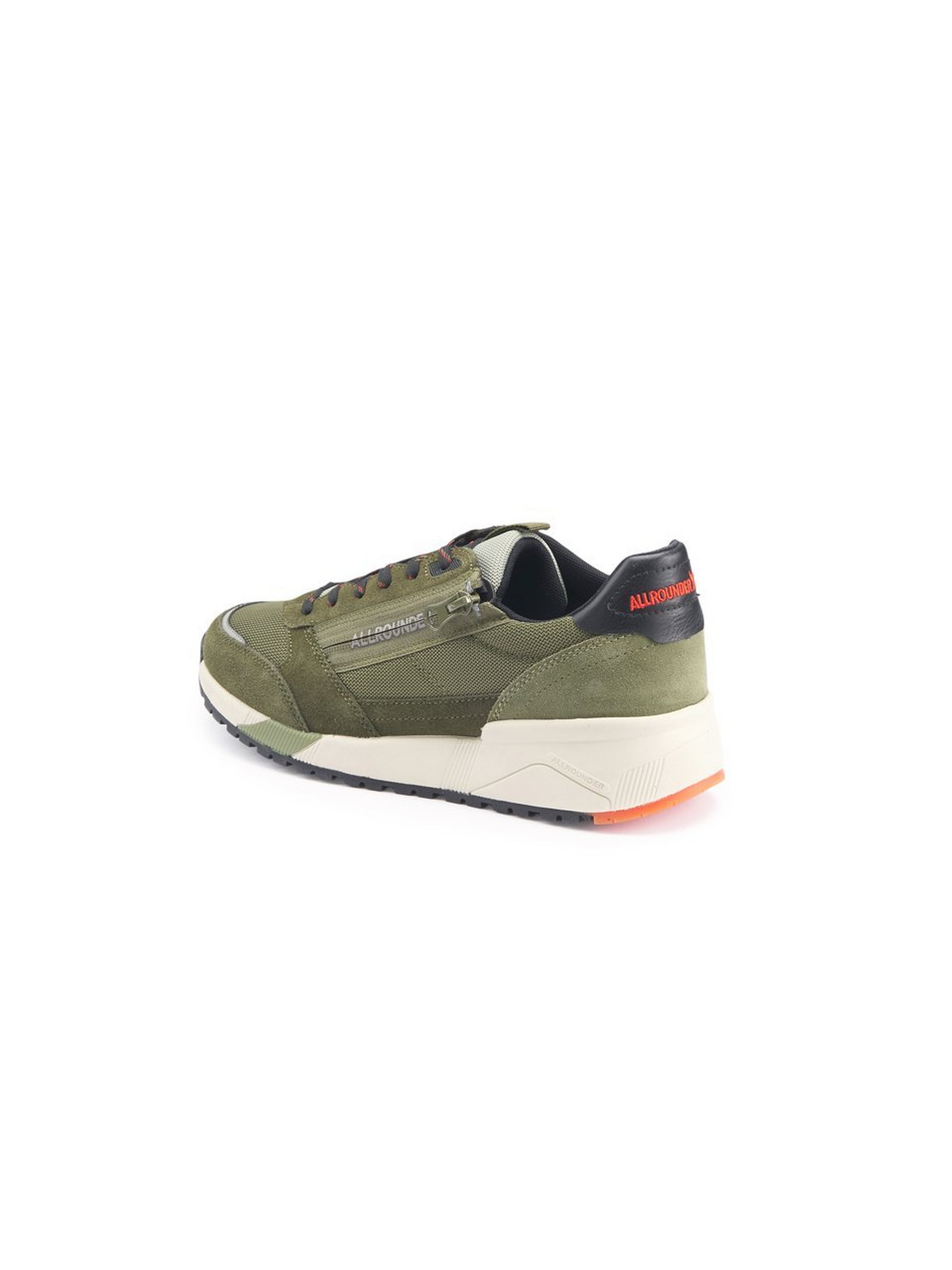 Sneaker