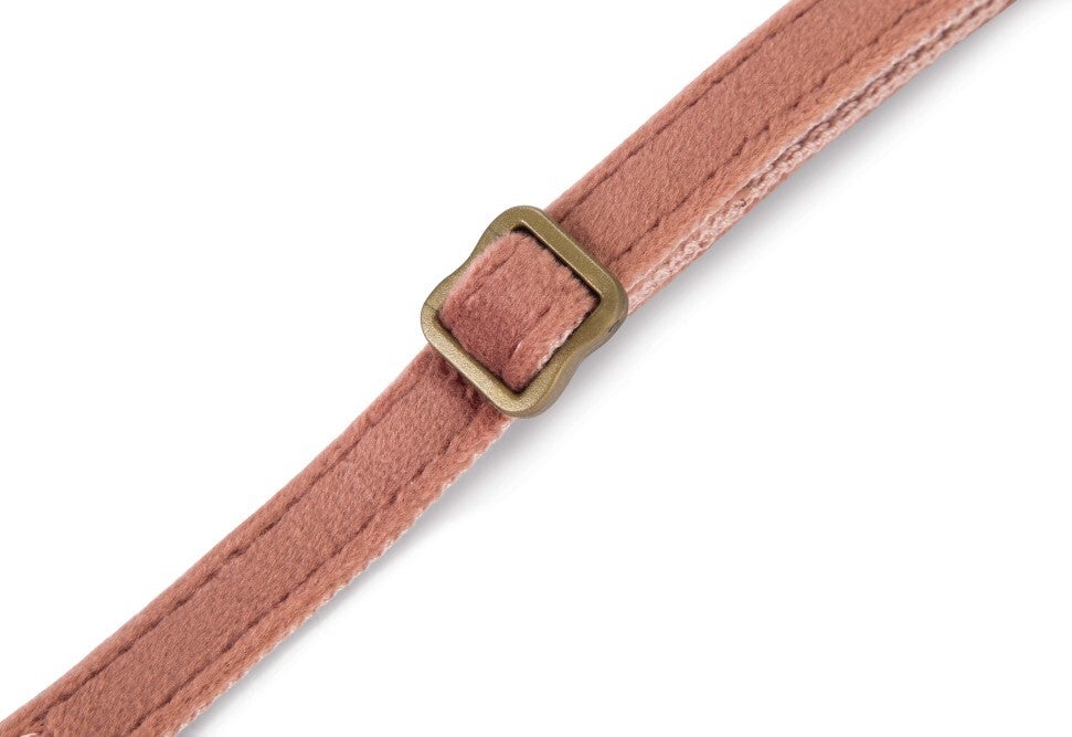 Designed by Lotte kattenhalsband Velura roze 20-30 cm