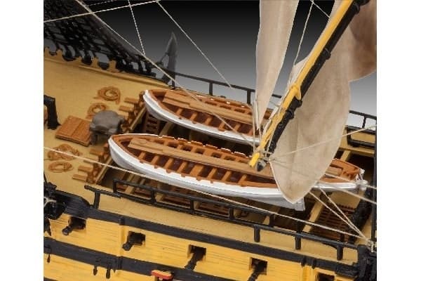Revell Gavesett 'BATTLE OF TRAFALGAR'