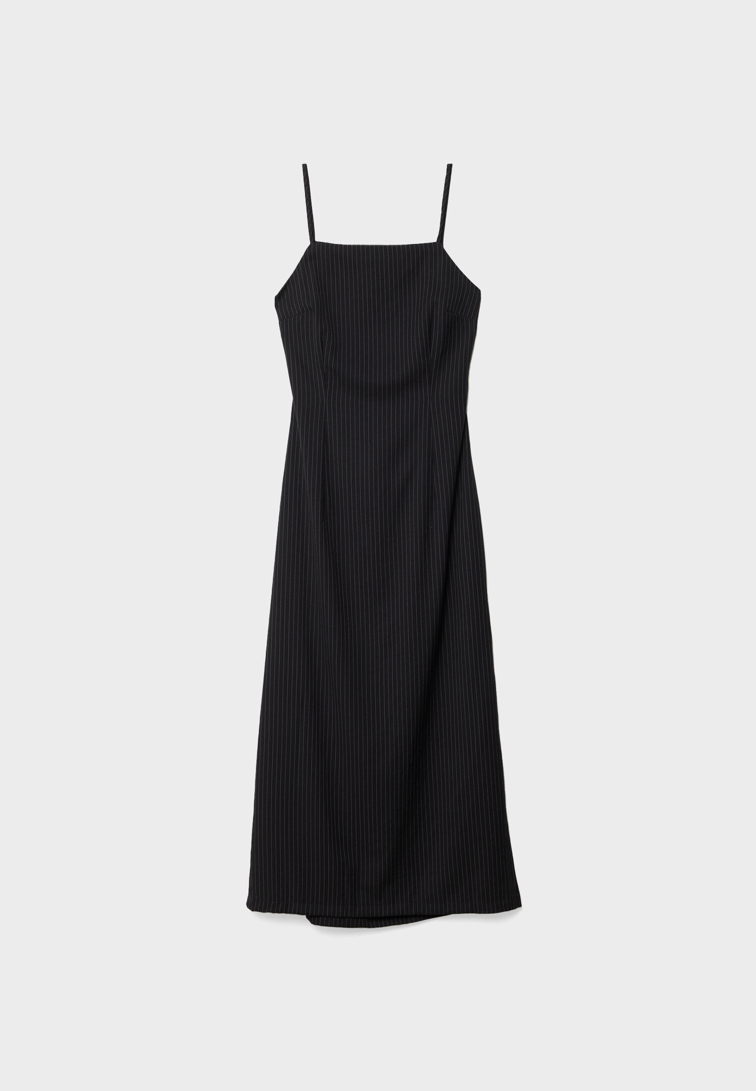 Vestido midi com alças finas