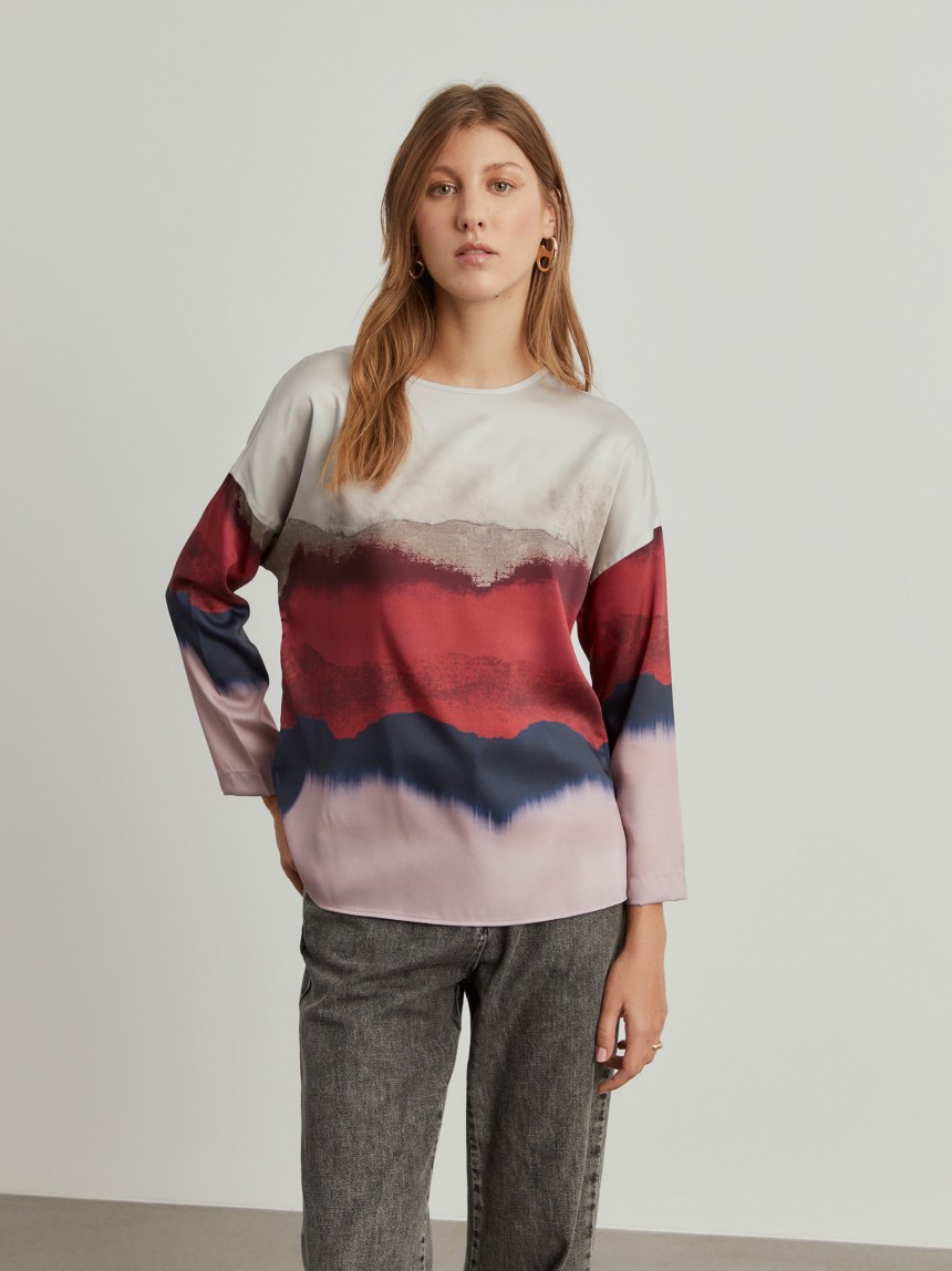 Blusa fluida estampada