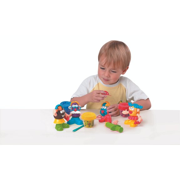 Pâte à modeler drôle de famille