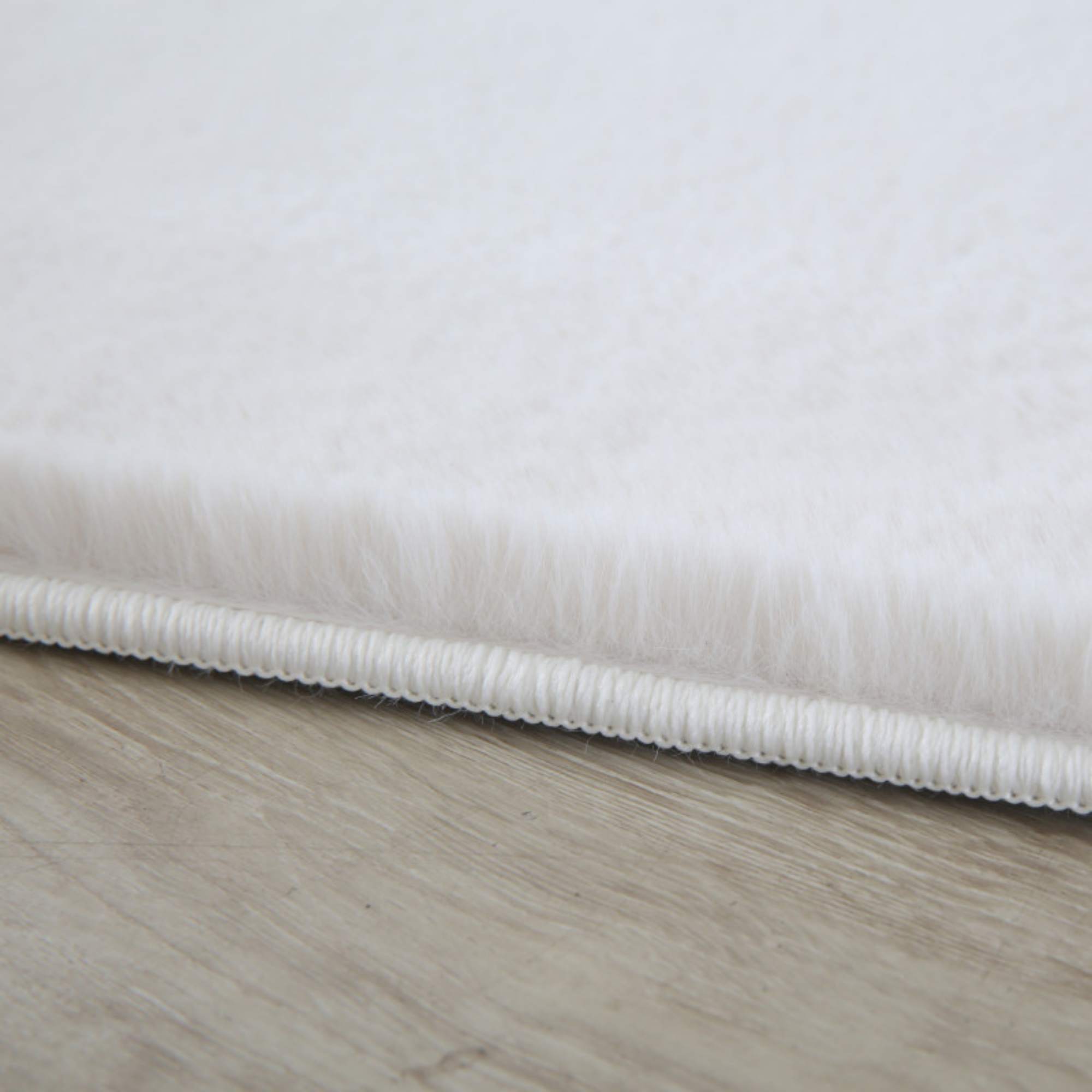 Weicher Hochflor Teppich Wohnzimmer Einfarbig, Felloptik, Flauschig, Rutschfest,