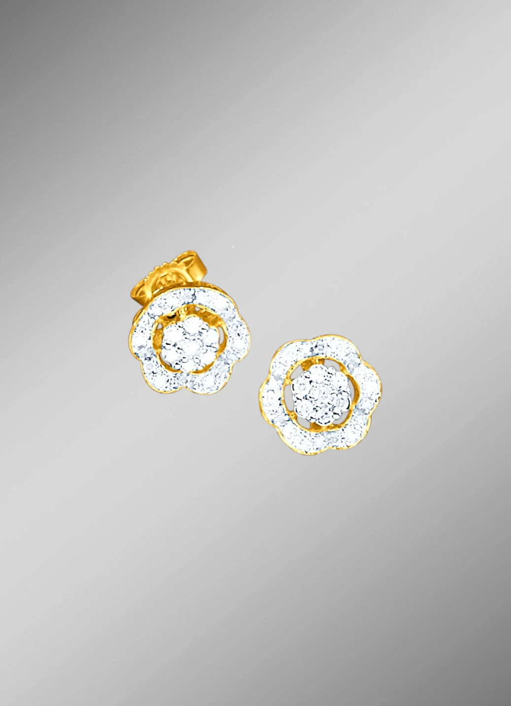 Ohrstecker mit Diamanten