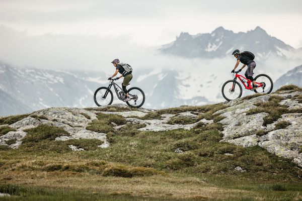 FR ENDURO Protektorenrucksack, 16 L  stone  ML